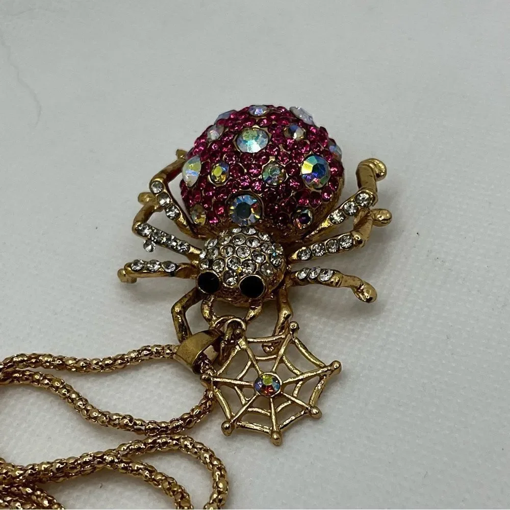 NECKLACE! HALLOWEEN! Betsey Johnson Pink Rhinestone Spider with Web BNWT
